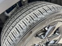 | Dual-Pane Commandview Sunroof | Heated Front Seats | Heated Rear Seats | Heated Steering Wheel | N... (image 9)