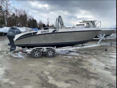 Marsh's Marina NEW FULL WARRANTY NON-CURRENT AT USED PRICING. SOMEONE'S GETTING A DEAL IT MIGHT AS W...