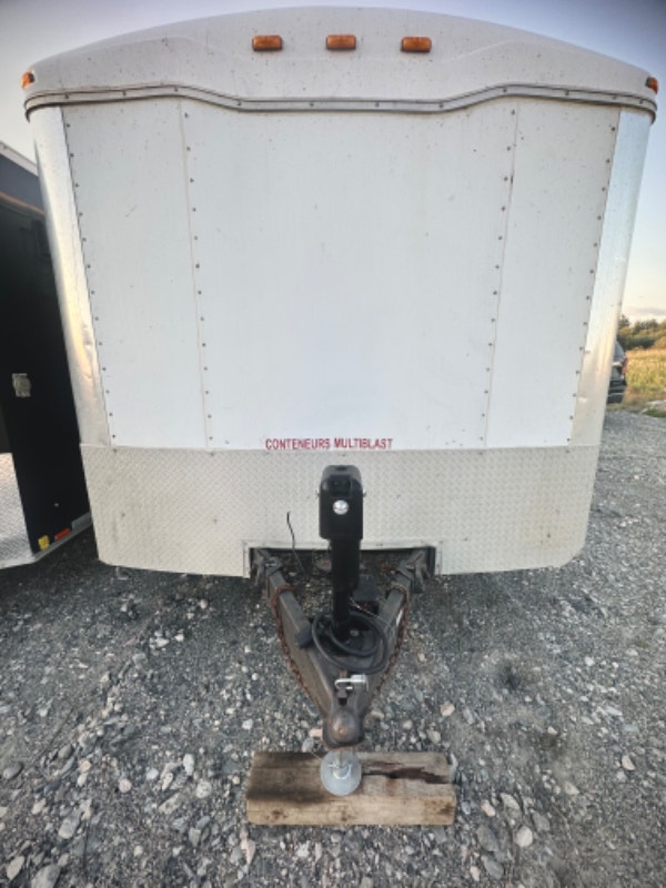 Remorque fermé 8.5 x 24 pieds Haulmark Remorques utilitaires RouynNoranda Kijiji