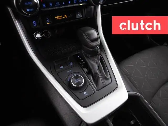 2022 Toyota RAV4 Hybrid LE AWD w/ Front Heated Seats, Rearview C in Cars & Trucks in Ottawa - Image 36