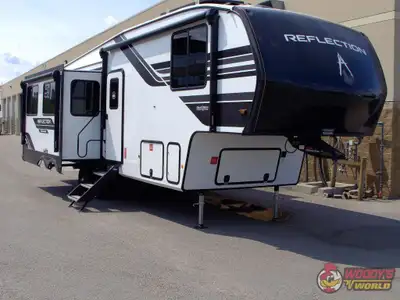 Specifications and Features: Exterior Dimensions: Length: 32' 9 Width: 8' 0 Height: 12' 3 Weights: D...