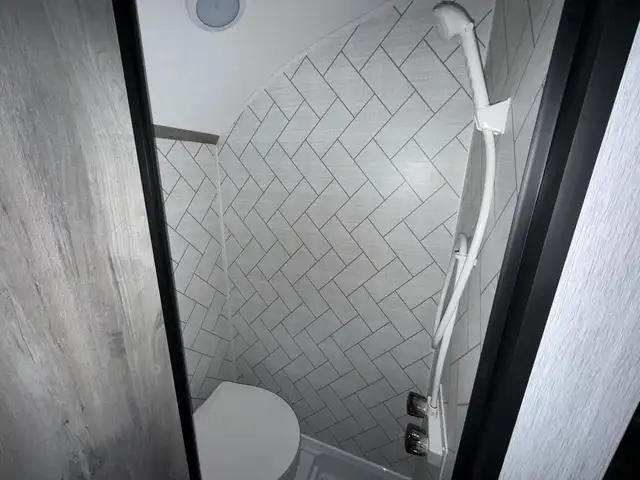 2026 Sunset Park RV Sunlite TH 14TH in Travel Trailers & Campers in Longueuil / South Shore - Image 8