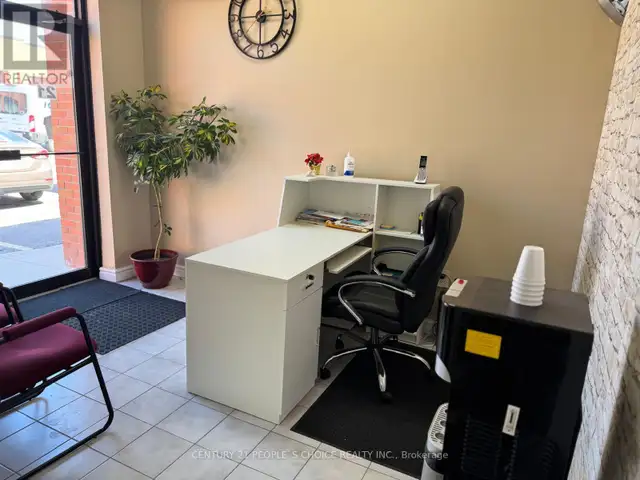 21 - 4801 STEELES AVENUE W Toronto (Humber Summit), Ontario62863753446146124