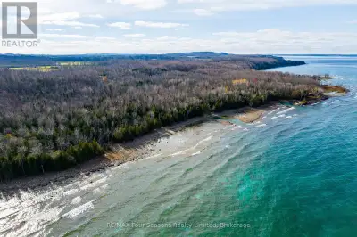This unique offering of vacant land has approximately 800 feet of waterfront and 20 acres of land in...