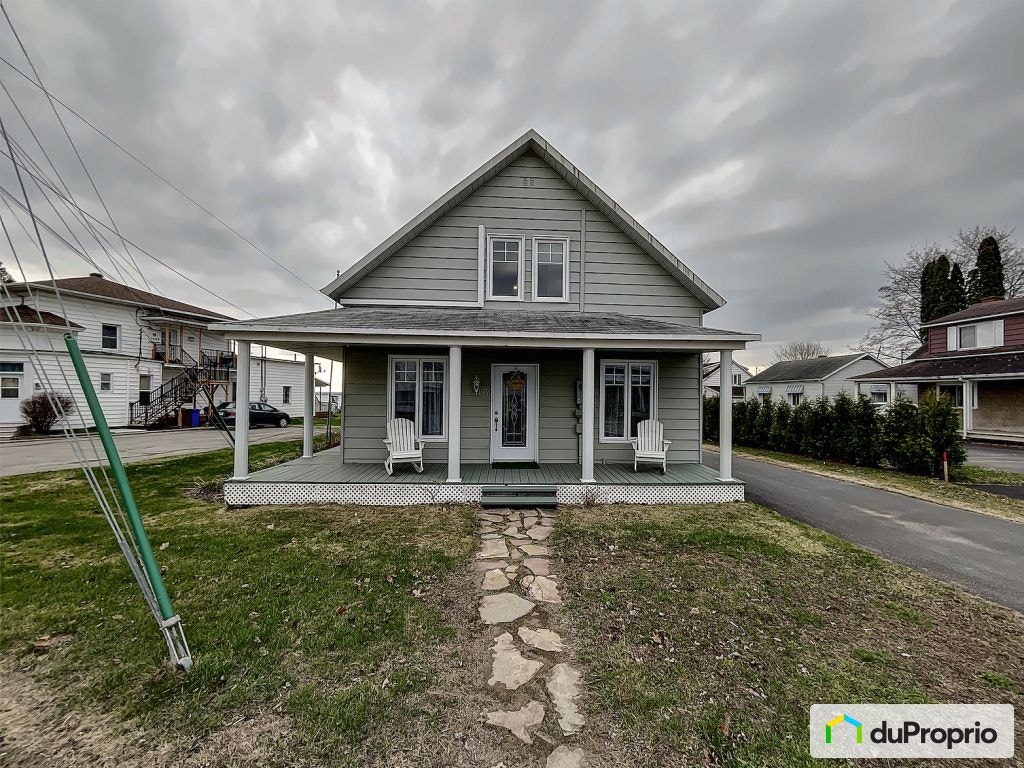 $419,000 - 1 1/2 Storey for sale in Champlain — photo 2