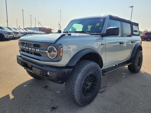2022 Ford Bronco BIG BEND | MID PACKAGE | 4 DOOR in Cars & Trucks in Strathcona County
