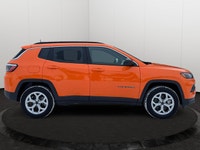 This 2026 JEEP COMPASS LATITUDE 4X4 has the following options Premium Cloth/Vinyl Bucket Seats, Remo... (image 5)