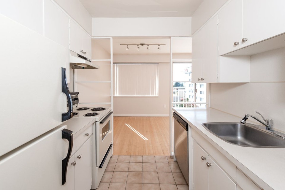 Hollyhill Towers - 2 Bedroom available at 1665 Duchess Ave, West 4