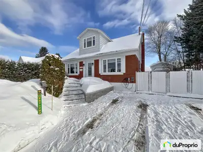 Située dans le secteur recherché de Shawinigan-Sud, cette charmante maison unifamiliale construite e...