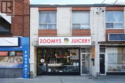 Established and busy juice shop located in prime area with exposure on busy Pape Ave. Surrounded by...