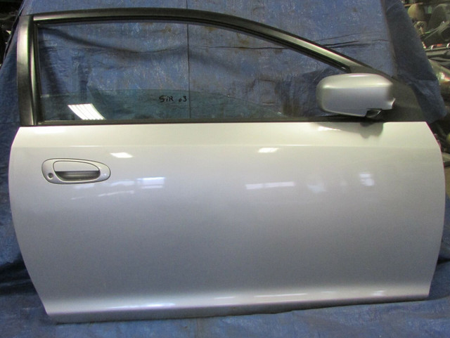 Honda Civic SiR Bumper Fender Headlight Hood Door 2002-2005 in Auto Body Parts in Mississauga / Peel Region - Image 4