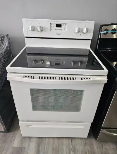 Fully working clean condition washer dryer Top of the line brand Nothing broken or missing pieces Ca...