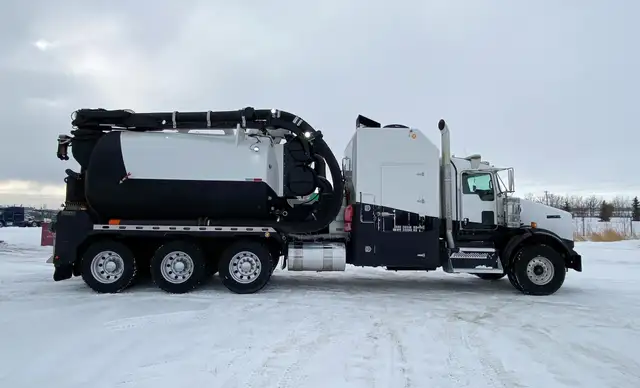 2016 KENWORTH T800 in Heavy Trucks in Kamloops - Image 5