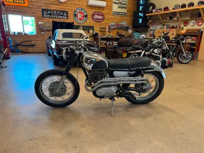 Check out this awesome and rare 1967 Honda CL77 305 Scrambler. Produced by Honda in the mid-1960s. I...