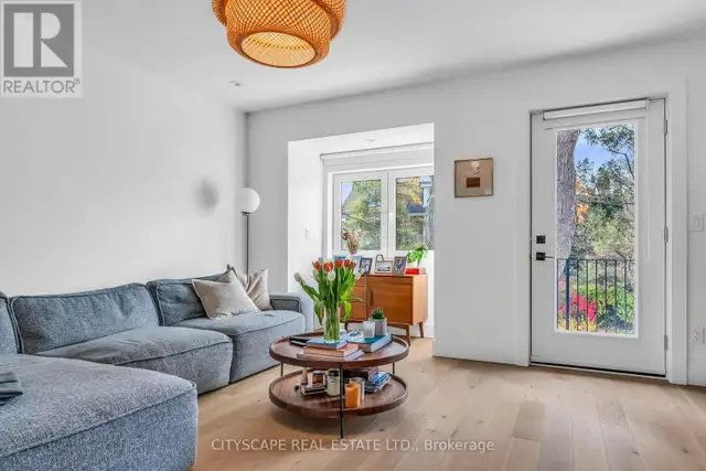 UPPER - 61 EDWIN AVENUE Toronto (Dovercourt-Wallace Emerson-Junc in Long Term Rentals in City of Toronto - Image 23