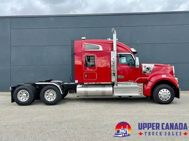 2021 Kenworth W990 in Heavy Trucks in Saskatoon - Image 7