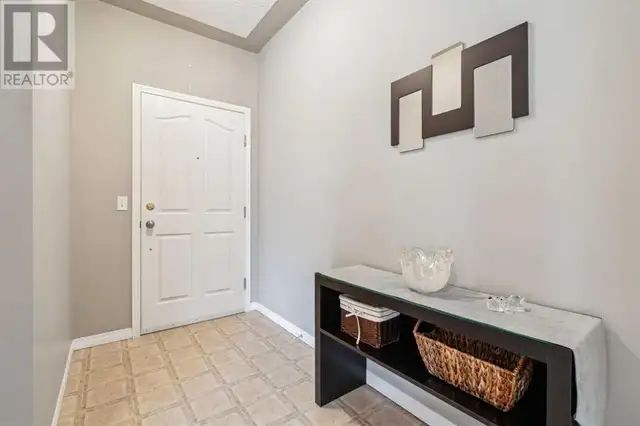 420, 345 Rocky Vista Park NW Calgary, Alberta62864393119233123