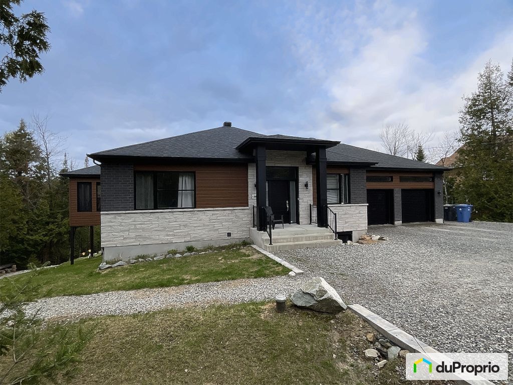 $1,149,900 - Bungalow for sale in Ste-Julienne — photo 2