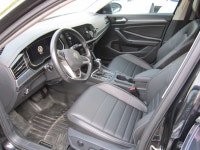 AUTOMATIC. FINISHED IN BLACK WITH LEATHER INTERIOR. ALLOY WHEELS WITH NEW TIRES, A/C, BACK UP CAMERA... (image 7)