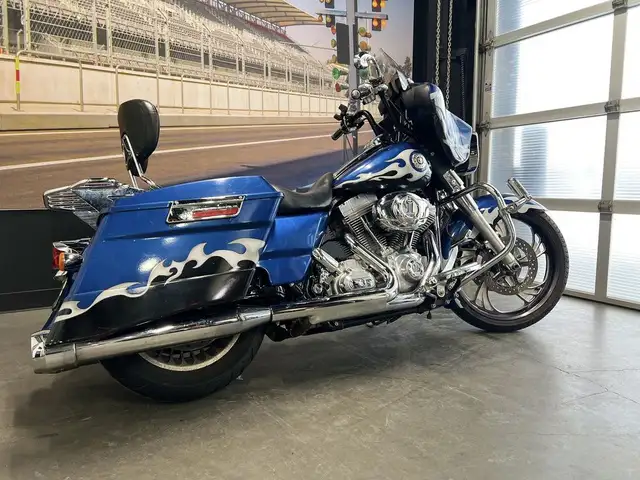 2009 Harley-Davidson Touring FLHT ? Electra Glide Standard in Sport Touring in Strathcona County - Image 4