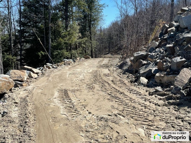 $179,900 - Residential Lot for sale in Chertsey — photo 1