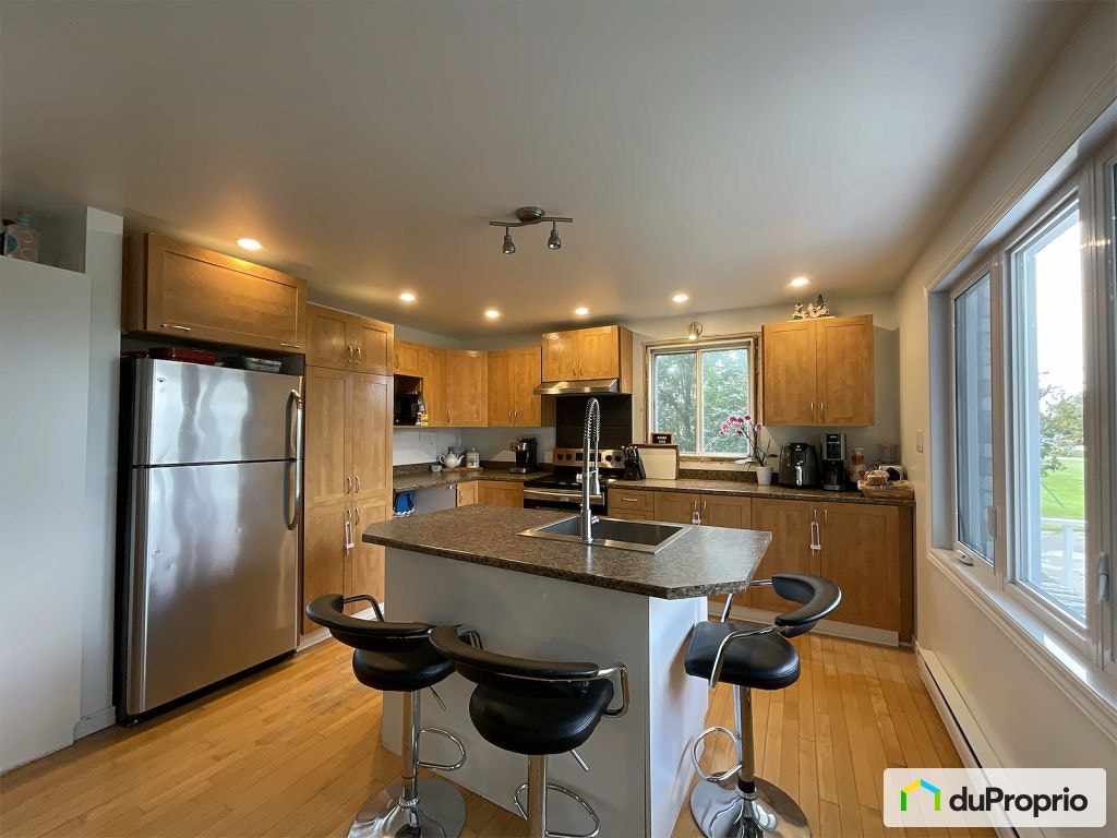 $699,000 - 1 1/2 Storey for sale in Mirabel — photo 2