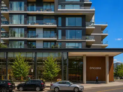 Commercial Space for Rent - 67 Wellington, Gatineau 3 835 sq. ft. available for office or retail use...