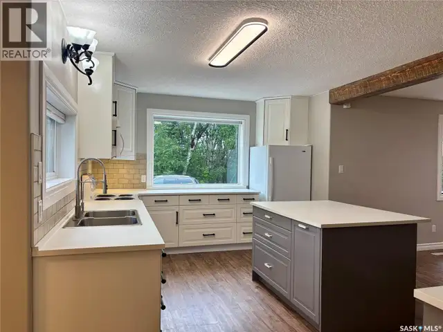 Siklenka Homestead Parkdale Rm No. 498, Saskatchewan in Houses for Sale in Prince Albert - Image 4