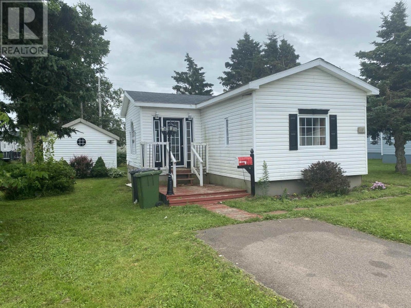 17 Grant Drive Summerside, Prince Edward Island Houses for Sale