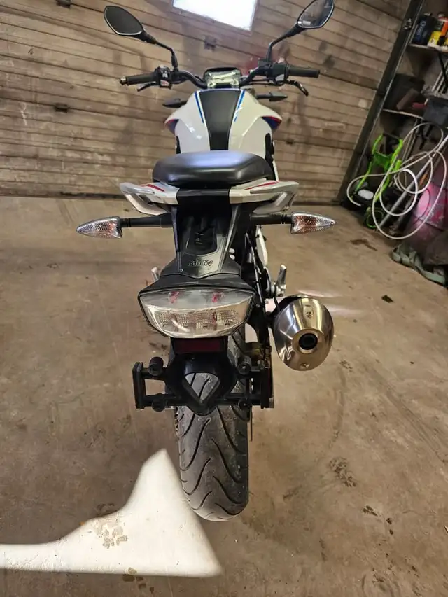 2019 BMW g 310r motorcycle abs Project or Parts Bike in Motorcycle Parts & Accessories in Winnipeg - Image 10