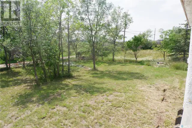 401 6th AVENUE W Assiniboia, Saskatchewan in Houses for Sale in Moose Jaw - Image 28
