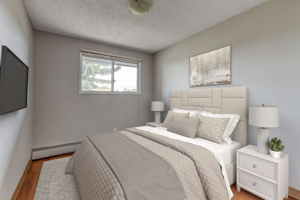 Pineridge Greene Apartments - 2 Bedroom available at 5300 Rundle 5
