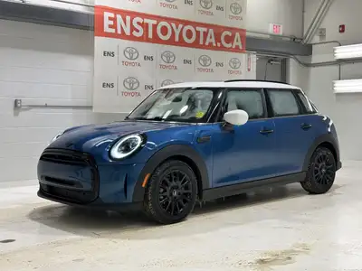 Aluminum Wheels, Streaming Audio, Remote Keyless Entry, Proximity Key, Rear View Camera! This Mini C...
