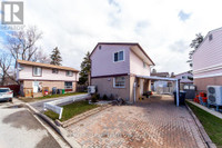 32 HINDQUARTER CRT Brampton, Ontario