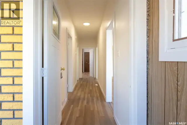 375 Fairford STREET W Moose Jaw, Saskatchewan in Houses for Sale in Moose Jaw - Image 4