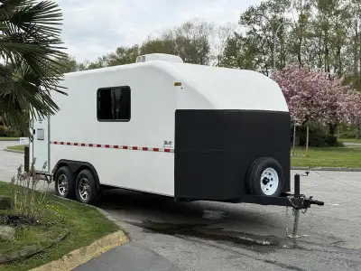 This 2025 Shuttle Office mobile office trailer features a clean and functional 20-foot enclosed desi...