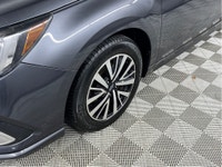 CONSECUTIVE COMSUMER CHOICE AWARD WINNERS! SUNROOF, HEATED SEATS, BLUETOOTH HANDSFREE, REVERSE CAMER... (image 4)