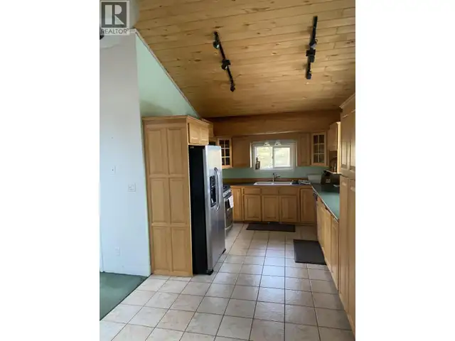 6192 HUNT ROAD 100 Mile House, British Columbia in Houses for Sale in 100 Mile House - Image 9