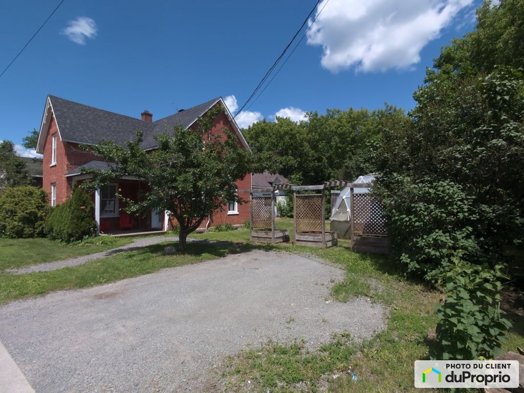 $410,000 - 2 Storey for sale in Lachute — photo 2