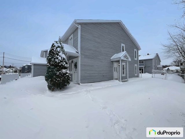$222,000 - Condominium for sale in Rimouski (Rimouski) — photo 2