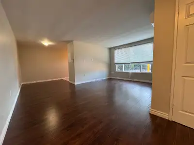 Updated 1 Bedroom Apartment! Welcome to 13 Lansdowne Avenue in charming Sarnia, Ontario! This 1 bedr...