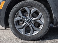 *Leather Seats, Remote Start, Heated Steering Wheel, Heated Seats, Apple CarPlay!* Surefooted handli... (image 3)