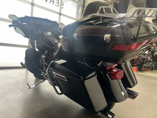 2023 Harley-Davidson FLHTK - Ultra Limited in Sport Touring in Strathcona County - Image 5