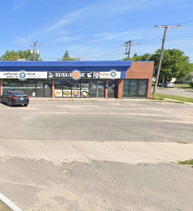 RETAIL COMMERCIAL SPACE FOR LEASE ON PORTAGE AVE Commercial & Office
