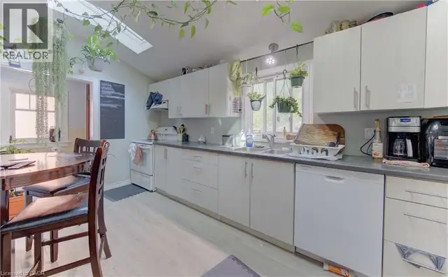 48 BREITHAUPT Street Kitchener, Ontario in Houses for Sale in Kitchener / Waterloo - Image 16