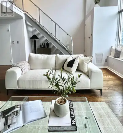 PH837 - 250 MANITOBA STREET Toronto (Mimico), Ontario