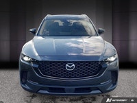 Le Mazda CX-50 GS-L 2023 est un VUS compact au positionnement bien équilibré : il embarque un moteur... (image 9)
