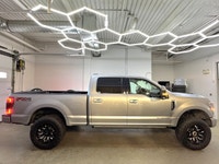If you're shopping for a proper Super Duty — the kind that delivers luxury, capability, reliability,... (image 4)