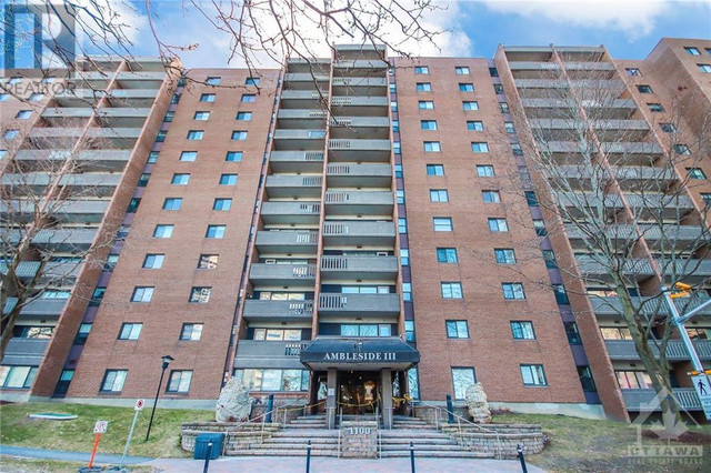 1100 AMBLESIDE DRIVE UNIT#1105 Ottawa, Ontario in Condos for Sale in Ottawa