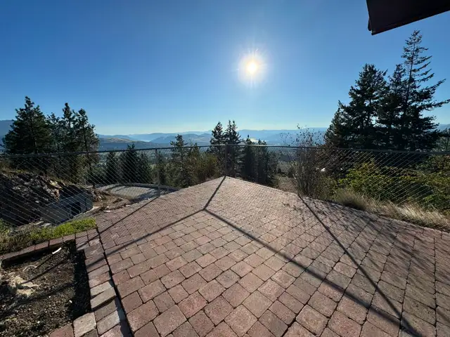 Beautiful 3 Bedroom + 2 Bathroom Home on 1.3 Acres – South BX, V in Long Term Rentals in Vernon - Image 27